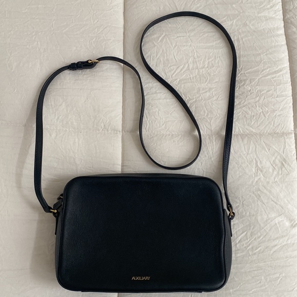 Auxiliary Handbags - Artizia Auxiliary Cross Body Purse